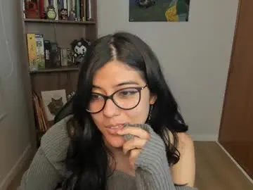 Chaturbate Live Sex Cam of valerie__sky