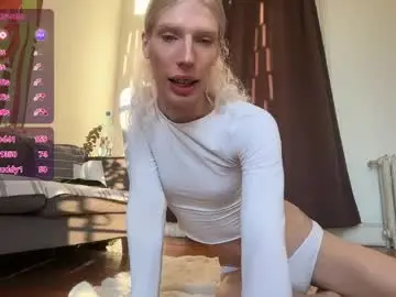 Chaturbate Live Sex Cam of hung_angel_xxl