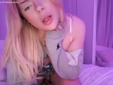 Chaturbate Live Sex Cam of transaubrey