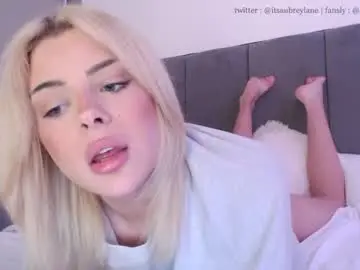 Chaturbate Best live sex cam show of transaubrey
