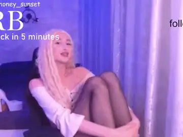 Chaturbate Live Sex Cam of honey_sunset