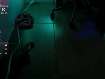 Chaturbate Live Porn of queen_alexaa