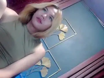 Chaturbate Adult Webcam of queena10
