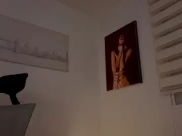 Chaturbate Adult Video Chat of miavero
