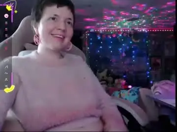 Chaturbate Free Porn Cam of nerdy_squirty