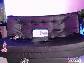 Chaturbate Live Porn of ale_2509