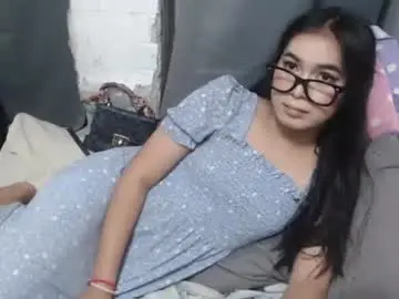 Chaturbate Live Sex Cam of camela_star