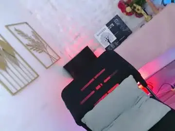 Chaturbate Live Sex Cam of mydestiny_vinax