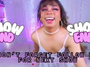 Chaturbate Watch Live Sex Cams of romirousexx