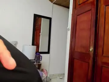 Chaturbate Live Sex Cam of mishellerachell