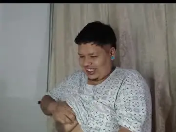 Chaturbate Best live sex cam show of yulandval