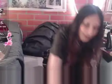 Chaturbate Live Sex Cam of foxy_pet2