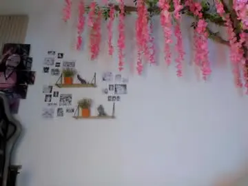 Chaturbate Watch Live Sex Cams of xabrina_17