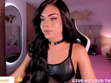Chaturbate Live Sex Cam of sweett_shinexx