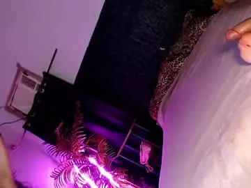 Chaturbate Sex Cam of mylovingsofia