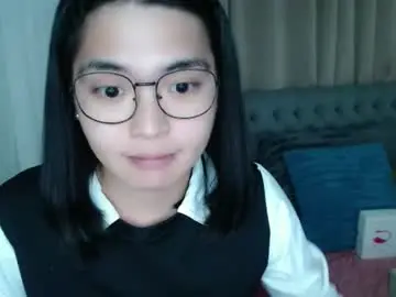 Chaturbate Live Sex Cam of zhaviahale