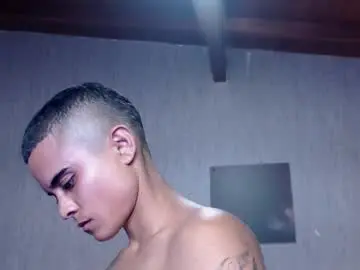 Chaturbate Live Porn of liiamthompson