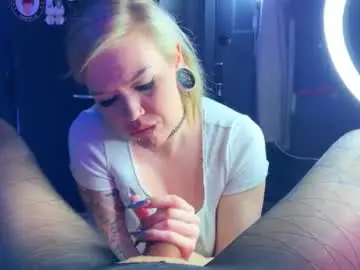Chaturbate Adult Video Chat of femboy_waifu
