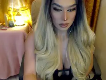 Chaturbate Live Sex Cam of yourmistressofevil_isback