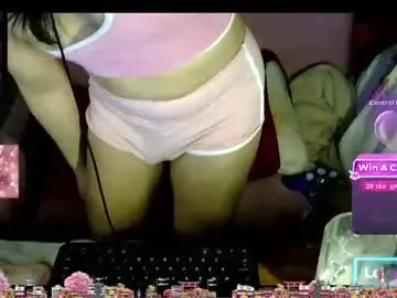 Chaturbate Live Sex Cam of tashakai