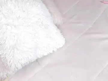 Chaturbate Adult Video Chat of kittyskirtt