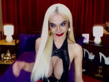 Chaturbate Watch Live Sex Cams of twofuckablestrans