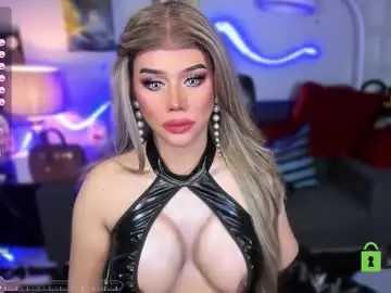 Chaturbate Live Sex Cam of misstressheavenly