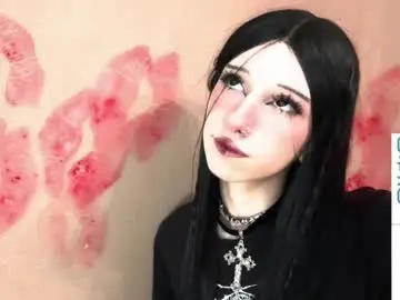 Chaturbate Live Sex Cam of vivianmiller_