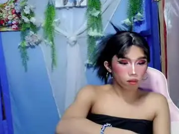 Chaturbate Live Sex Cam of hot_khianna