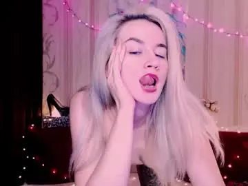 Chaturbate Live Porn of carinfox