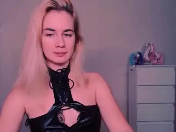 Chaturbate Live Porn of carinfox