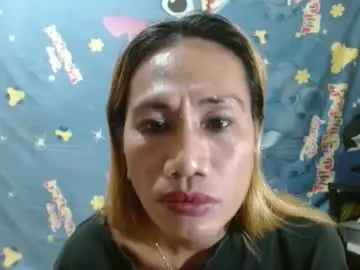 Chaturbate Live Sex Cam of hugecockforyouxx