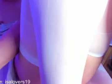 Chaturbate Live Sex Cam of isa_lovers