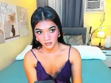 Chaturbate Live Sex Cam of akira_heleana_nastyxx