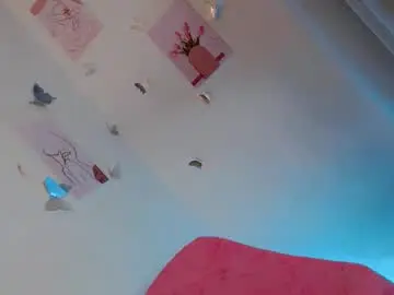 Chaturbate Live Sex Cam of queen_of_temptation