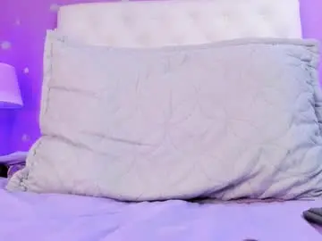 Chaturbate Live Sex Cam of models_sophia