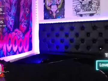 Chaturbate Nude Webcam of skyler__blue4