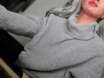 Chaturbate Watch Live Sex Cams of transnextdoor_