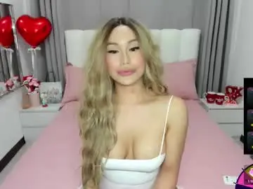 Chaturbate Live Sex Cam of lustfulmonica69