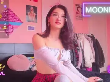 Chaturbate Adult Video Chat of moonfiredance