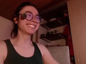 Chaturbate Watch Live Sex Cams of emily_pearl_