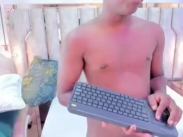 Chaturbate Free Porn Cam of ari_monet