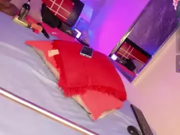 Chaturbate Live Porn of _vennuss_