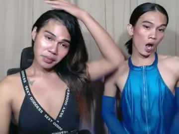 Chaturbate Live Sex Cam of vampy_ebony_laxine