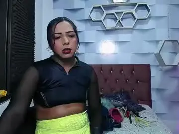 Chaturbate Nude Webcam of emilytssweet
