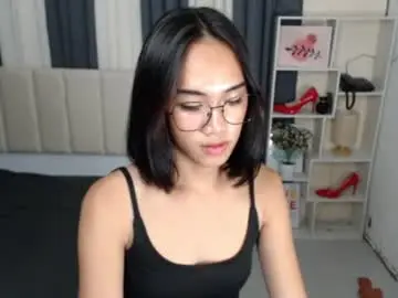 Chaturbate Free Porn Cam of hoelychloe