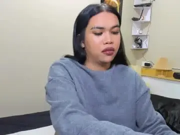 Chaturbate Live Sex Cam of celestinaxisabella
