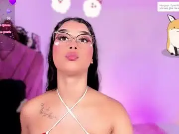 Chaturbate Free Porn Cam of ely_w1