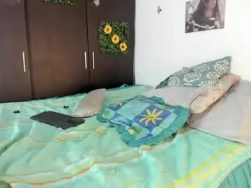 Chaturbate Live Sex of mensia_hernandez