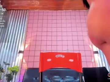 Chaturbate Sex Cam of mensia_hernandez